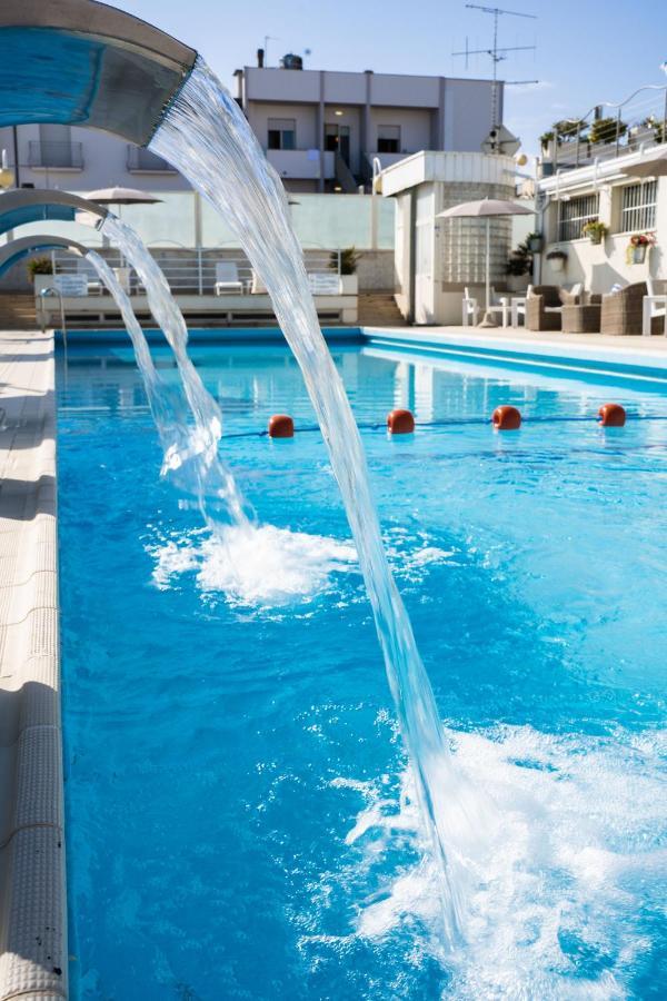 Excelsior Hotel 3*