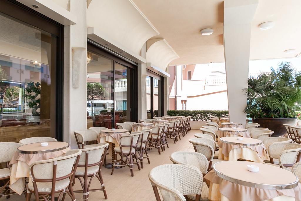 Hotel Excelsior