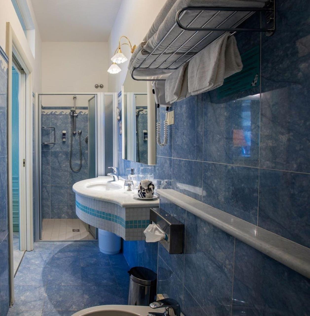 Hotel Excelsior 3*