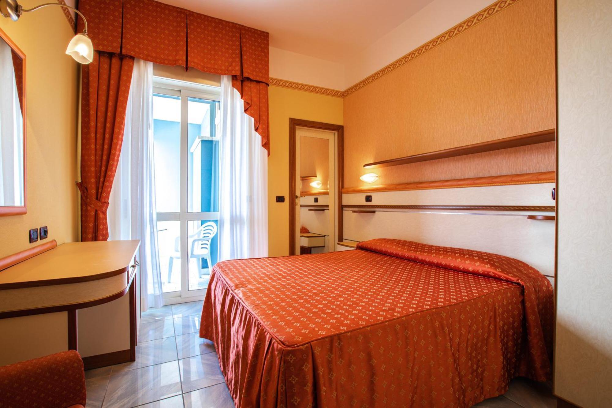 Hotel Excelsior 3*