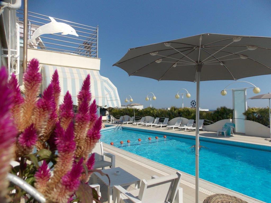 Excelsior Hotel 3*